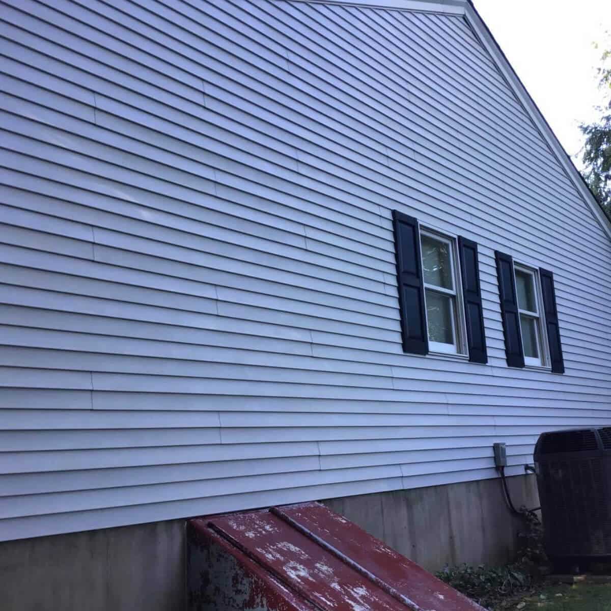 clean house siding after professional house washing in allentown pa